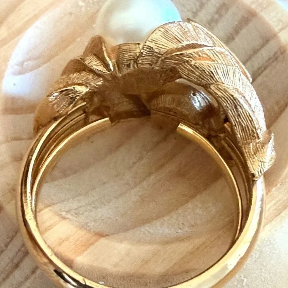 Vintage Avon Faux Pearl Bypass Ring